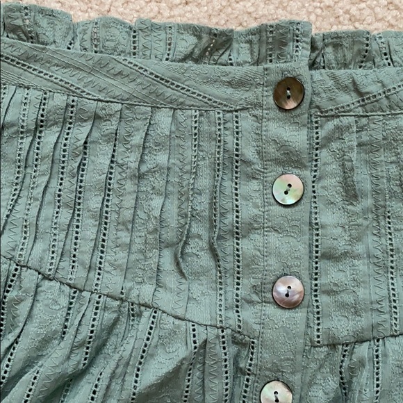 🆕 Tularosa Sage Green Button-Up Mini Skirt M - Picture 8 of 13